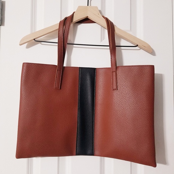 Vince Camuto Luck Tote - Picture 2 of 5